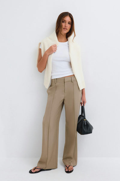 Timeless pintuck trousers