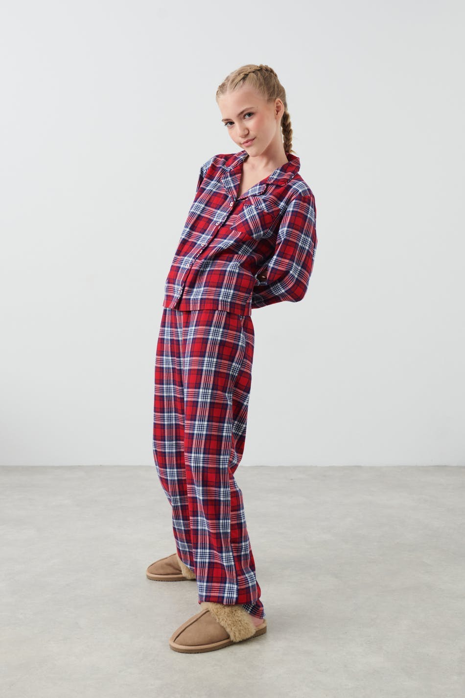 trousers - Red check