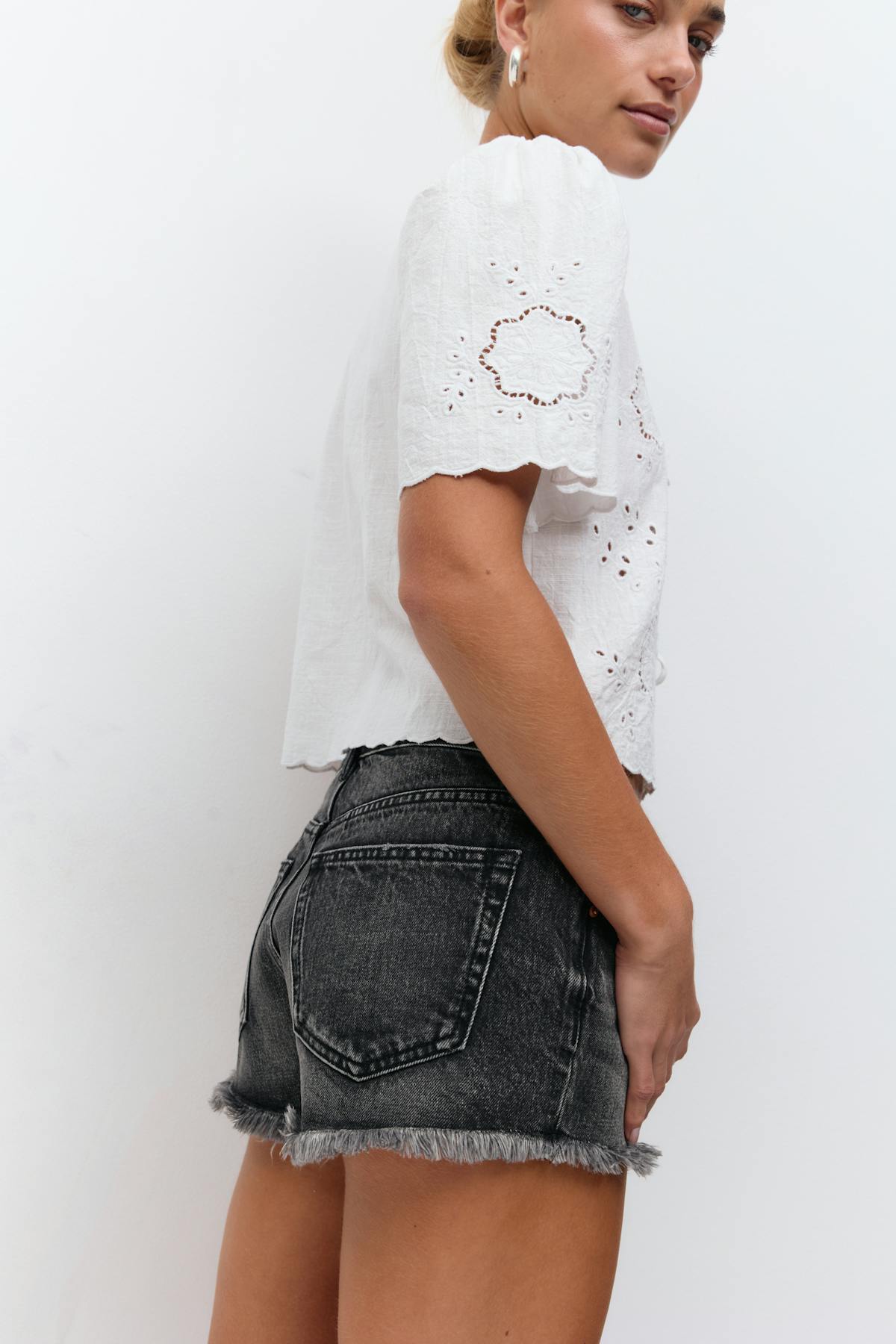 Low denim shorts - Offblack