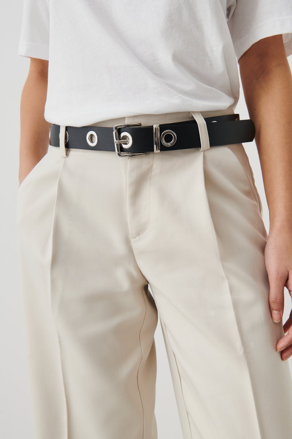 Eyelet belt - Black/silver