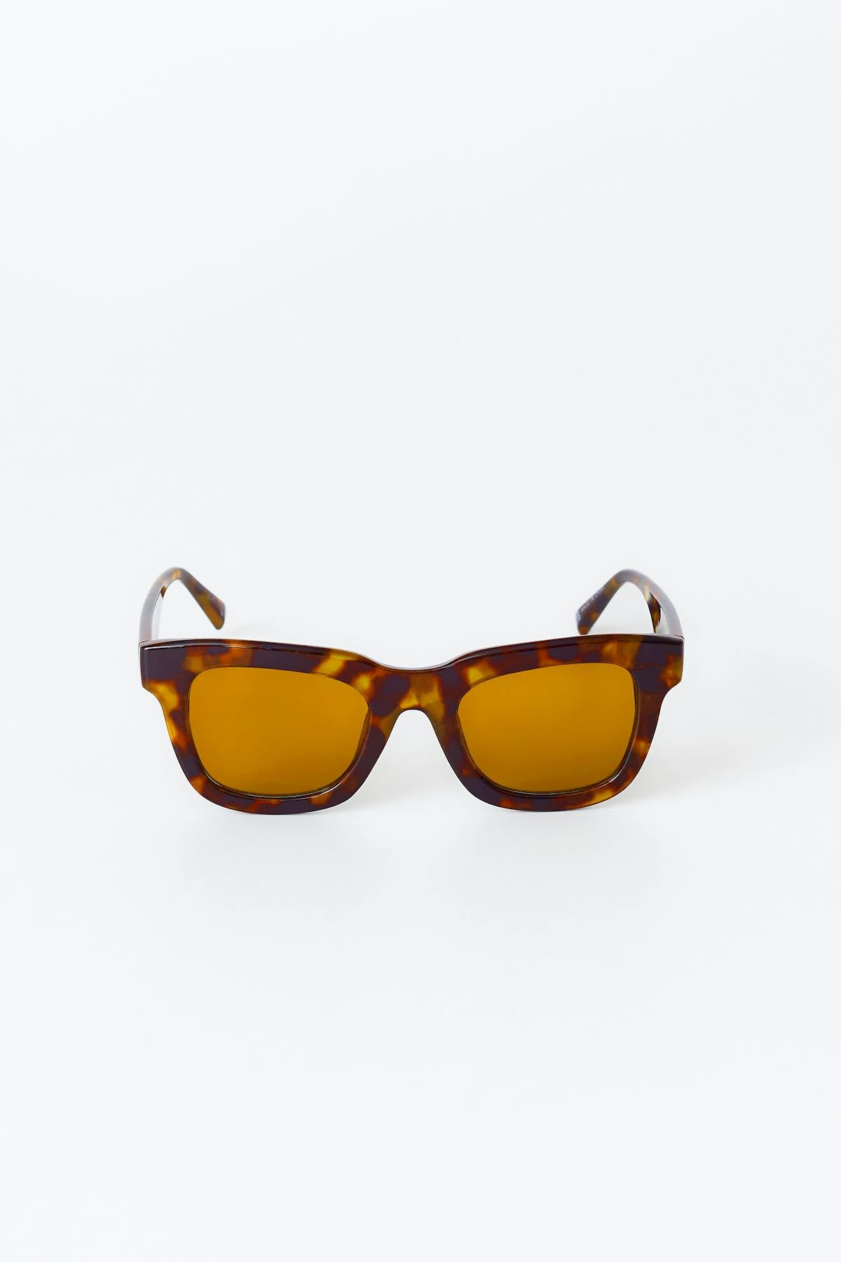 classic chunky sunglasses