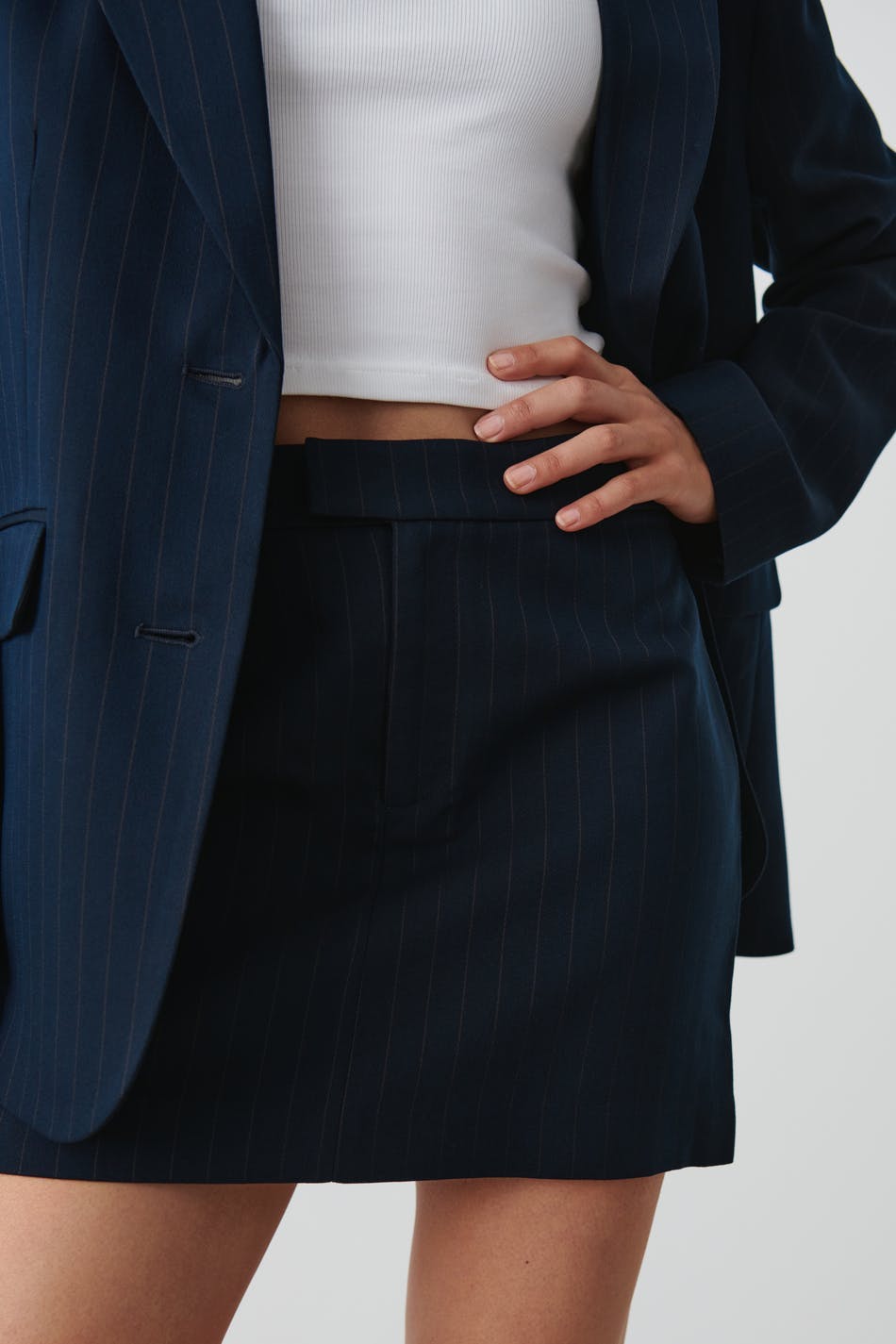 Short tailored skirt - Navy pinstripe