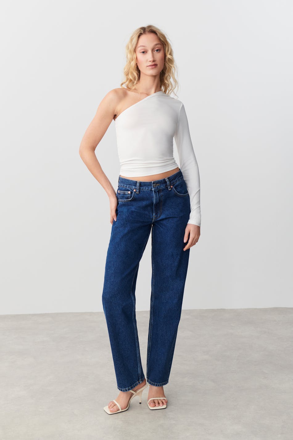 Soft touch one shoulder top - Blanc cassé