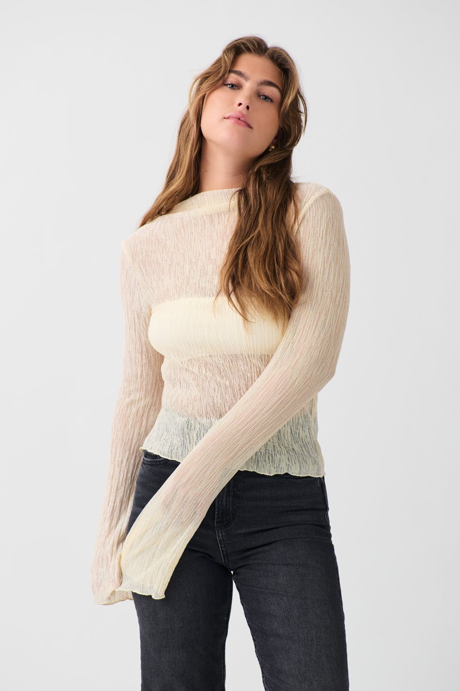 Plisse flare sleeve top - White swan