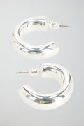 clean hoops earrings