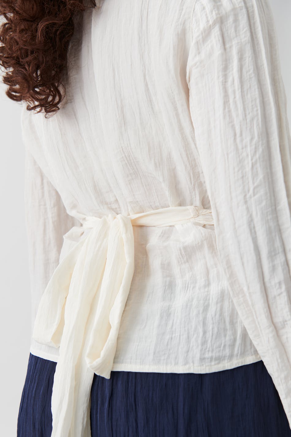 Crinkled wrap blouse - Beige