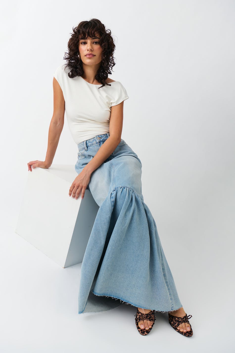 Flouncy long denim skirt - Vintage blue
