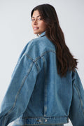loose denim jacket - Tinted blue
