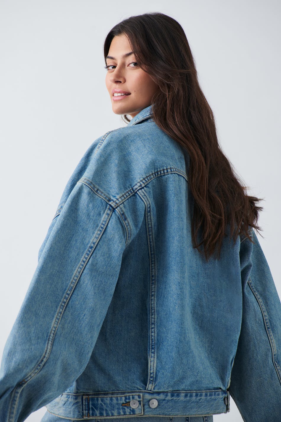 loose denim jacket - Tinted blue