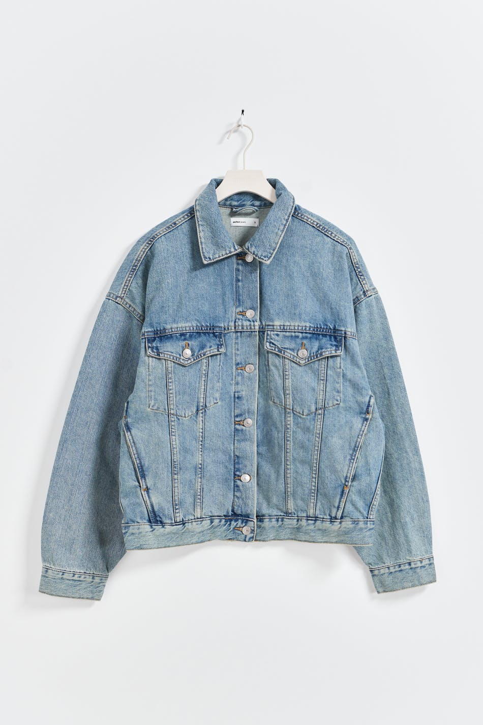 loose denim jacket - Tinted blue