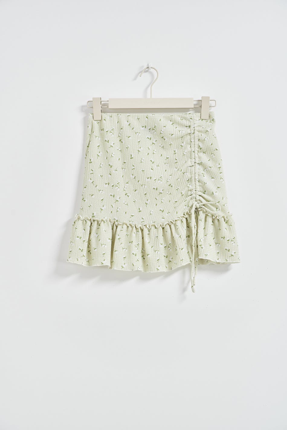Ruched frill mini skirt - Pistachio rose