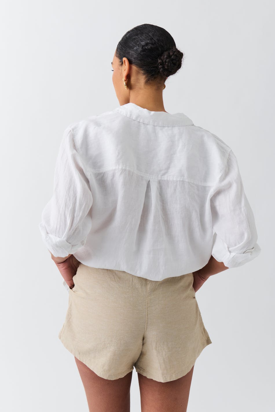 Relaxed linen blend shorts - Beige/stripe