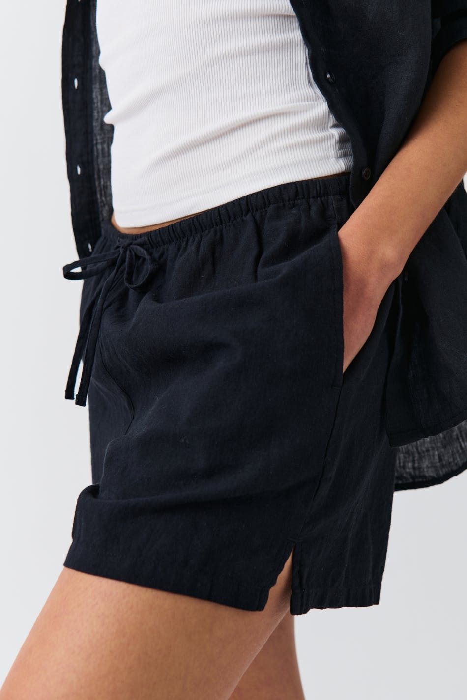 Relaxed linen blend shorts - Noir