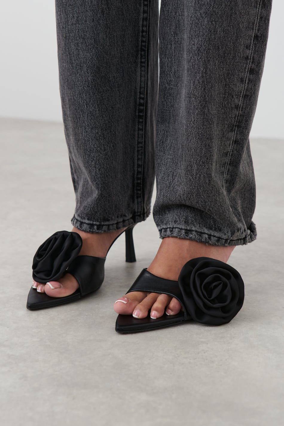 2-pack flower clips
