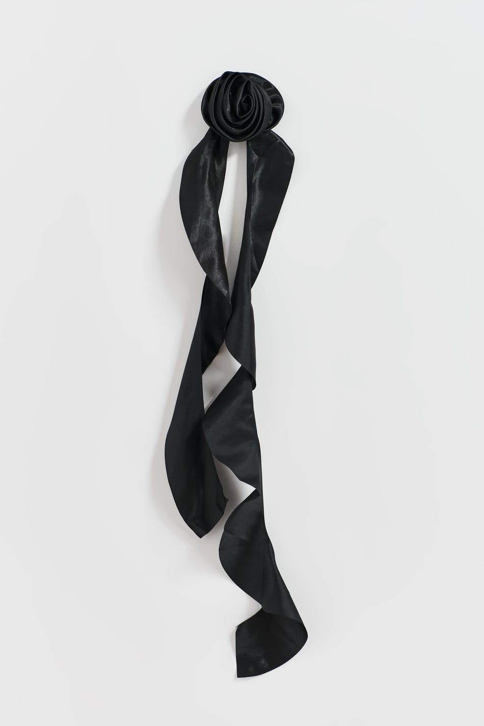 Frill rose detail clip - Noir