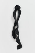 Frill rose detail clip