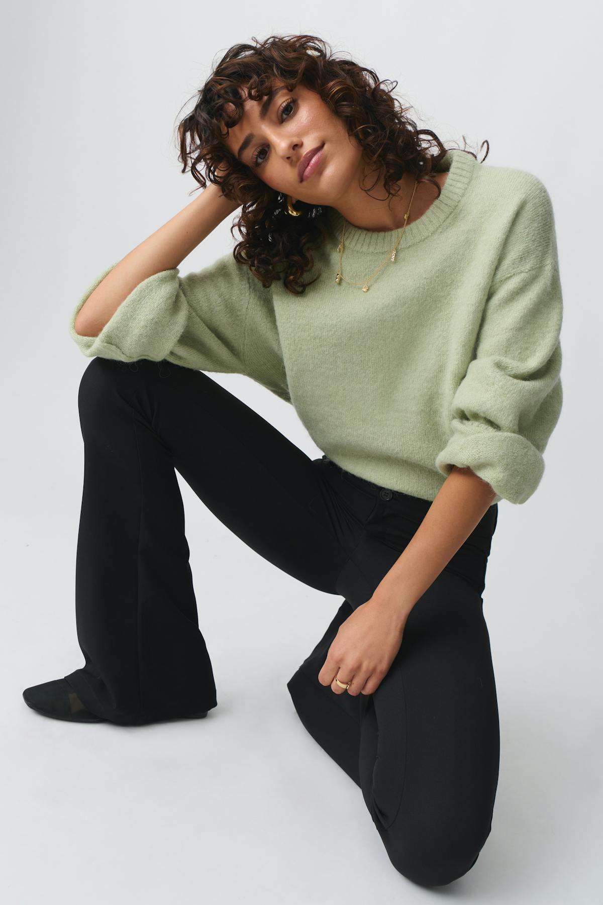 crew neck knitted sweater - Gardenia