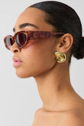Sporty cateye sunglasses
