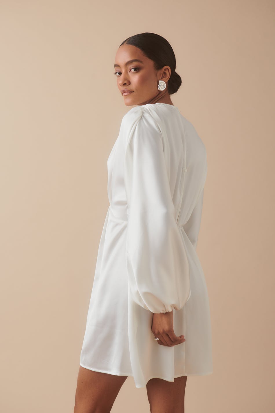 Satin mini dress - Blanc cassé