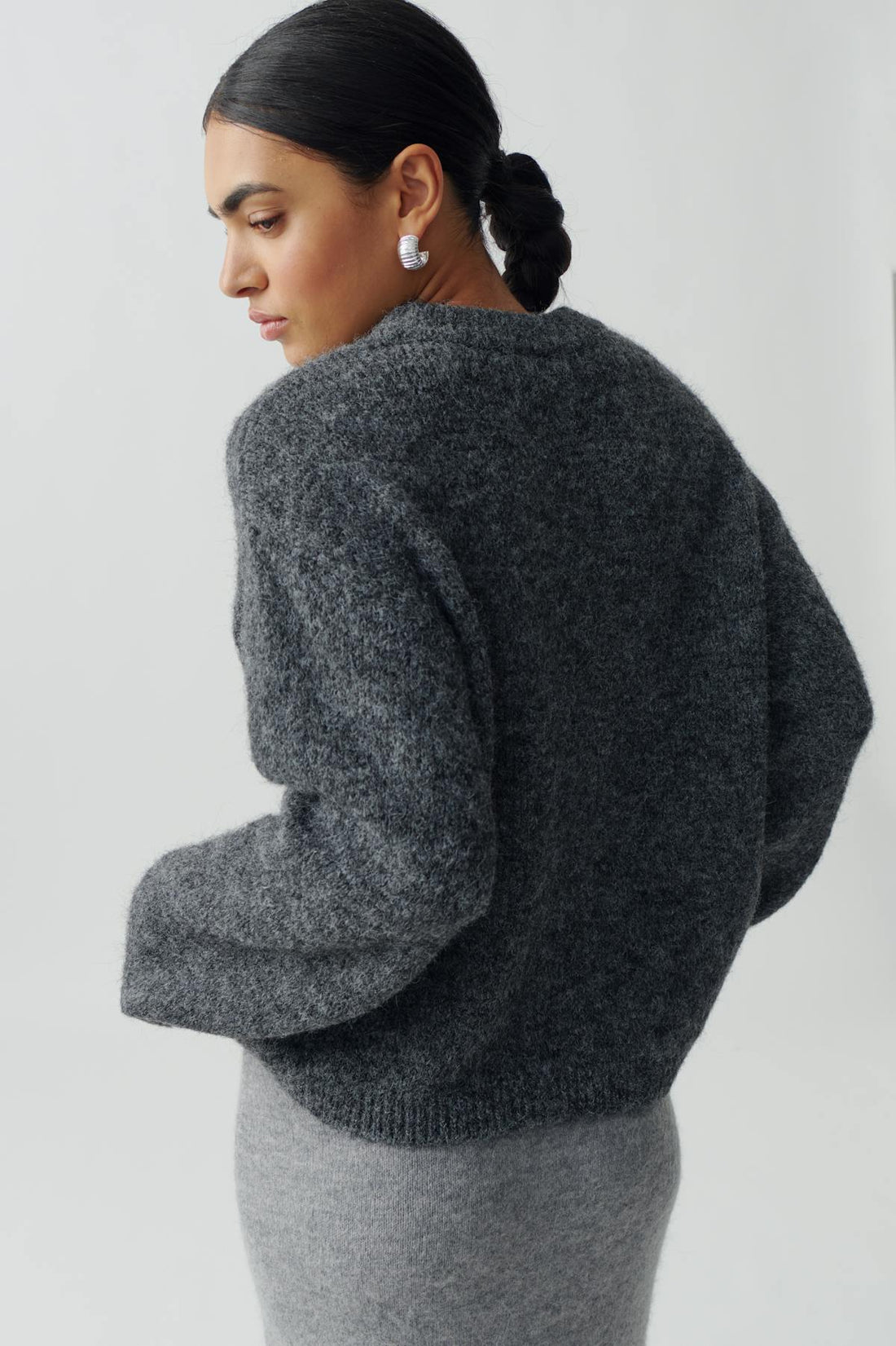 Boxy knitted sweater - Dk grey melange