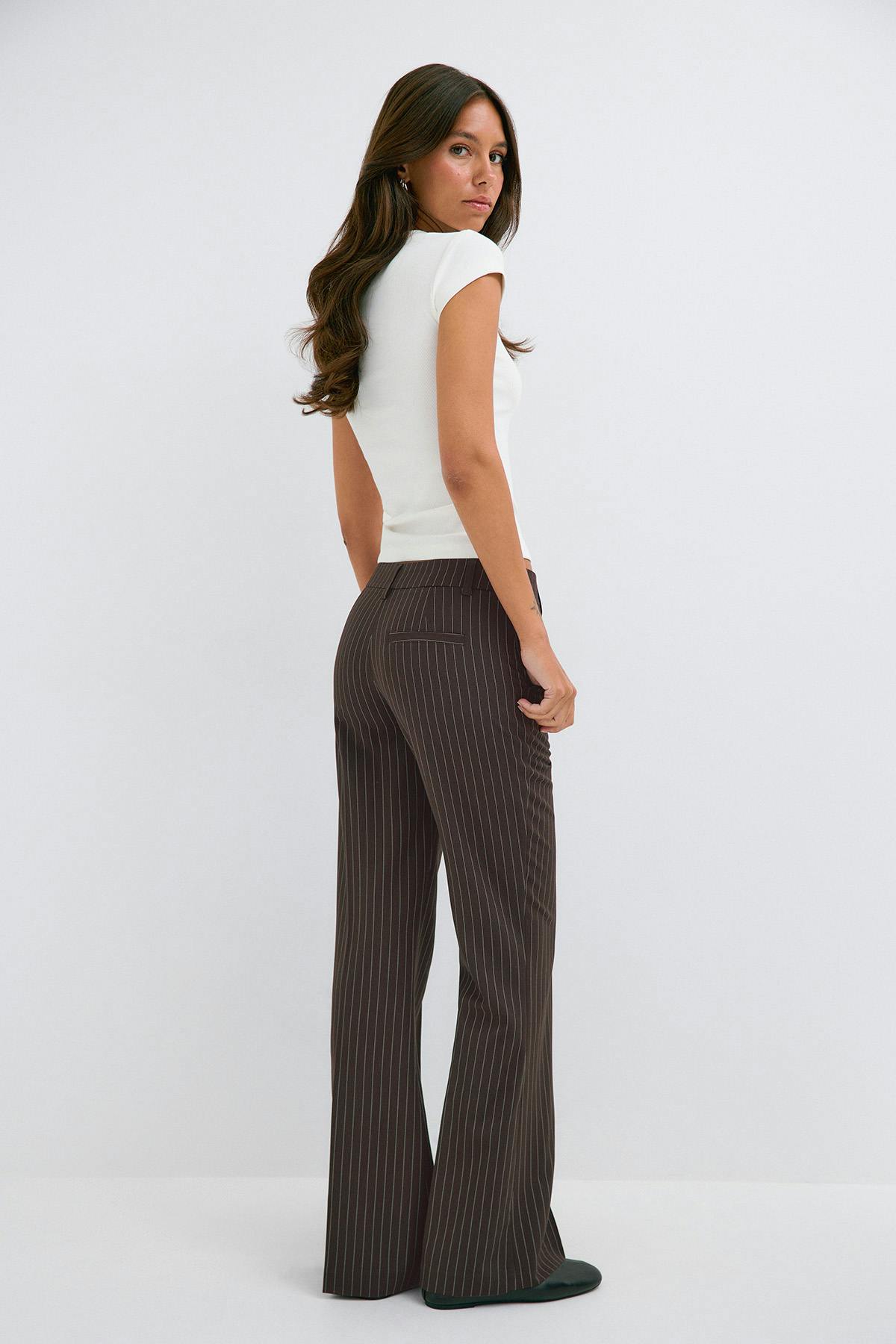 Relaxed bootcut trousers - Grey stripe