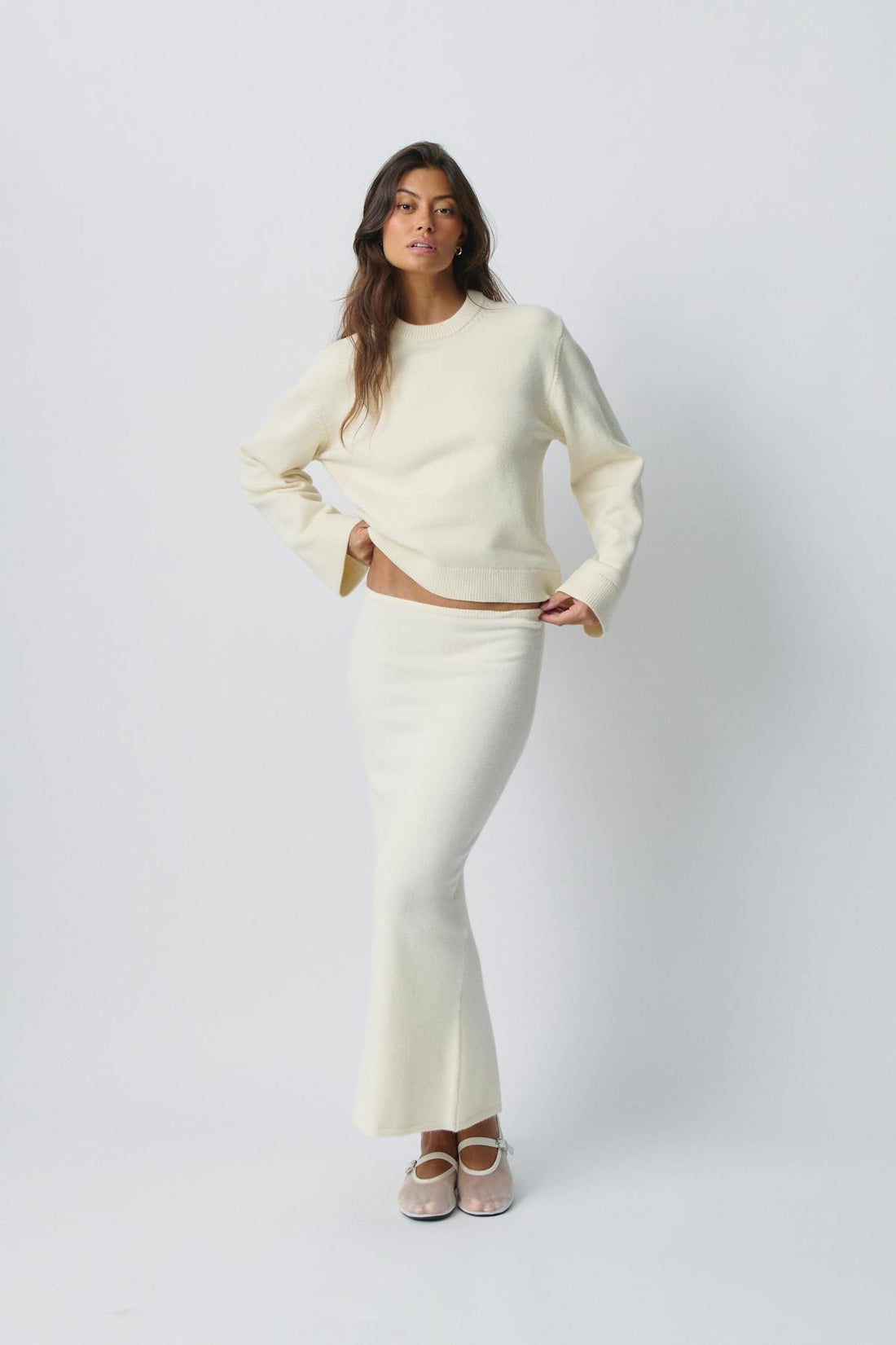 Crew neck knitted sweater - Gardenia