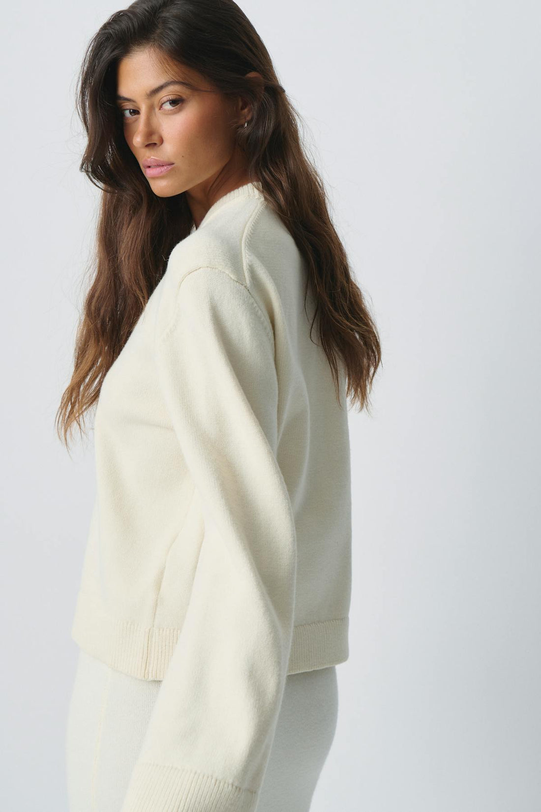 Crew neck knitted sweater - Gardenia