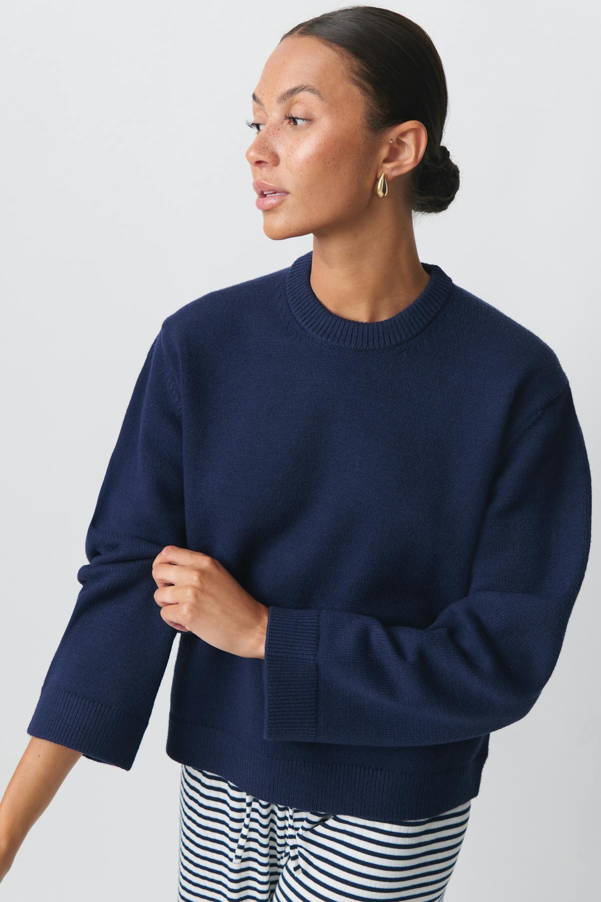 Crew neck knitted sweater - Gardenia