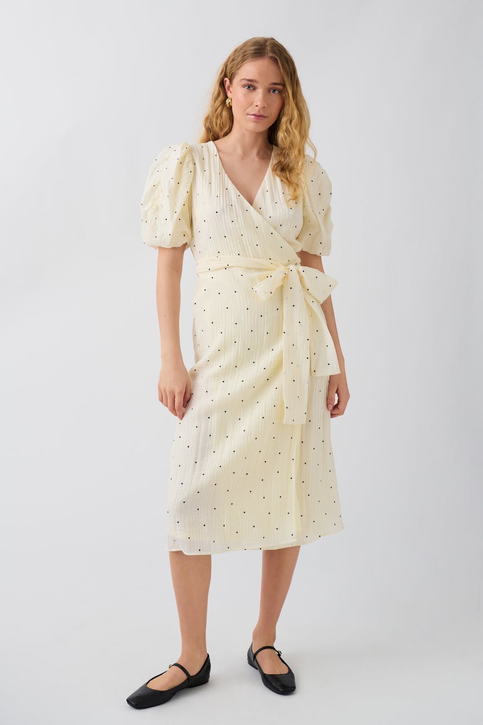Midi wrap puff sleeve dress - Cream dot aop