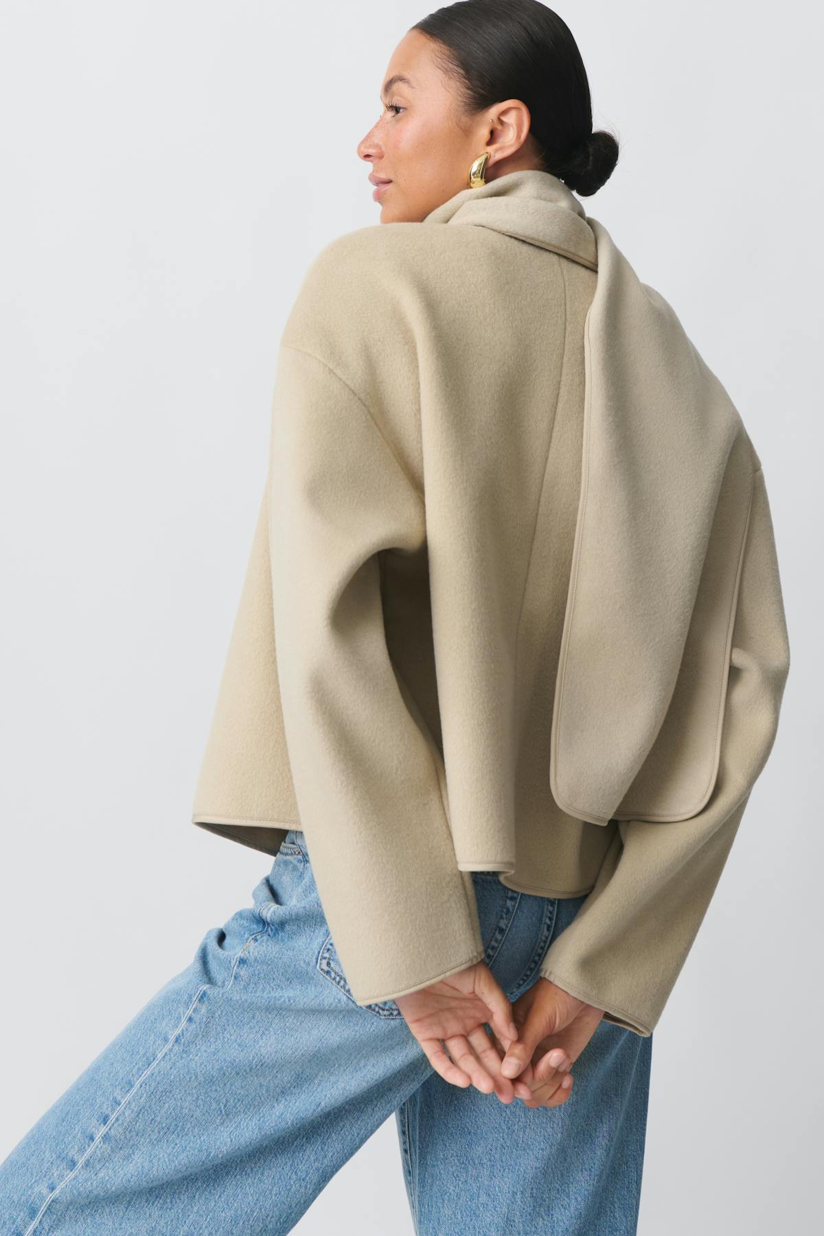 Short scarf jacket - Greige