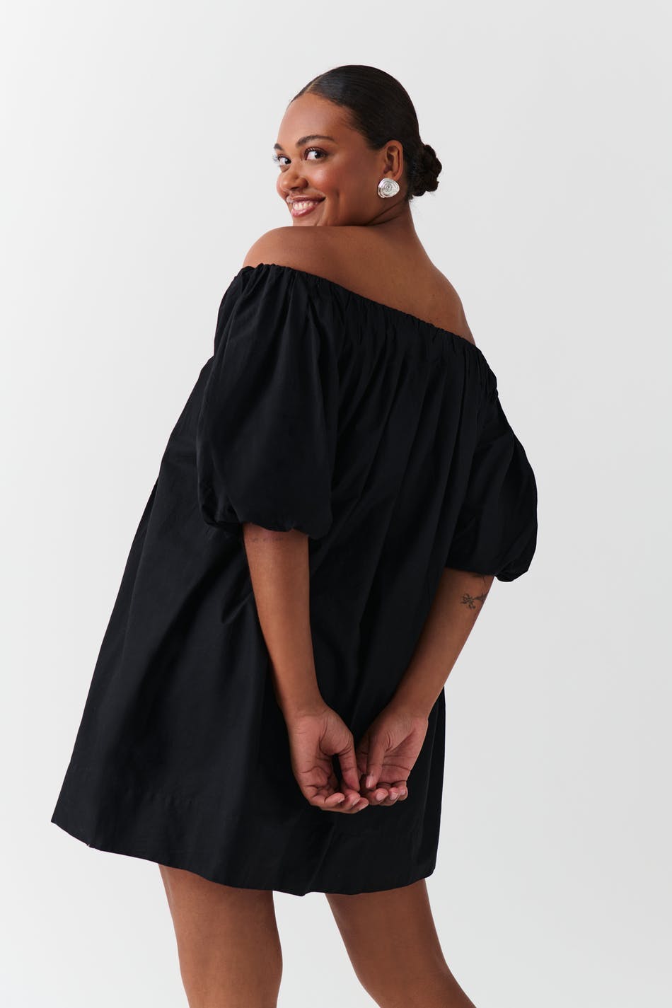 Off shoulder poplin dress - Noir