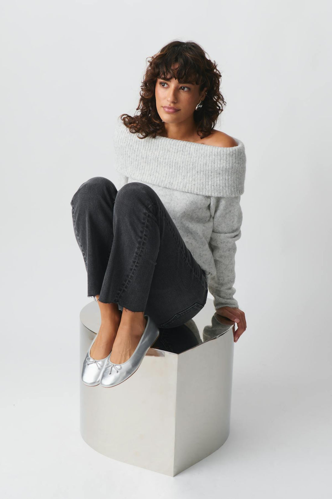 knitted off shoulder sweater - Lt grey melange