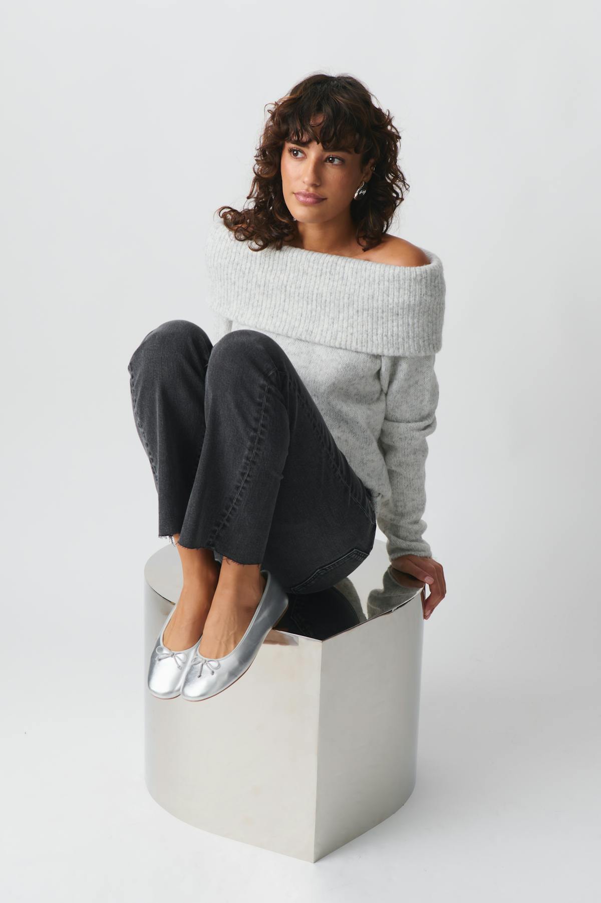 knitted off shoulder sweater - Lt grey melange