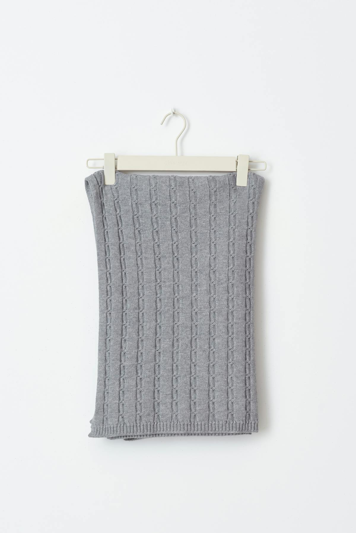 soft knitted cable scarf - Blanc cassé