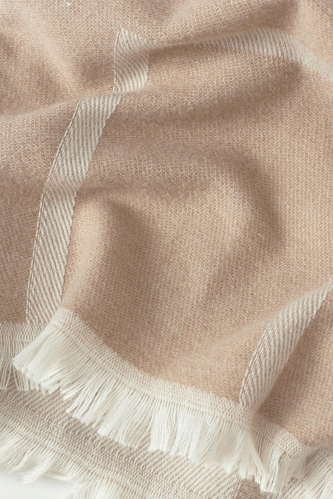 big jaquard soft scarf - Beige