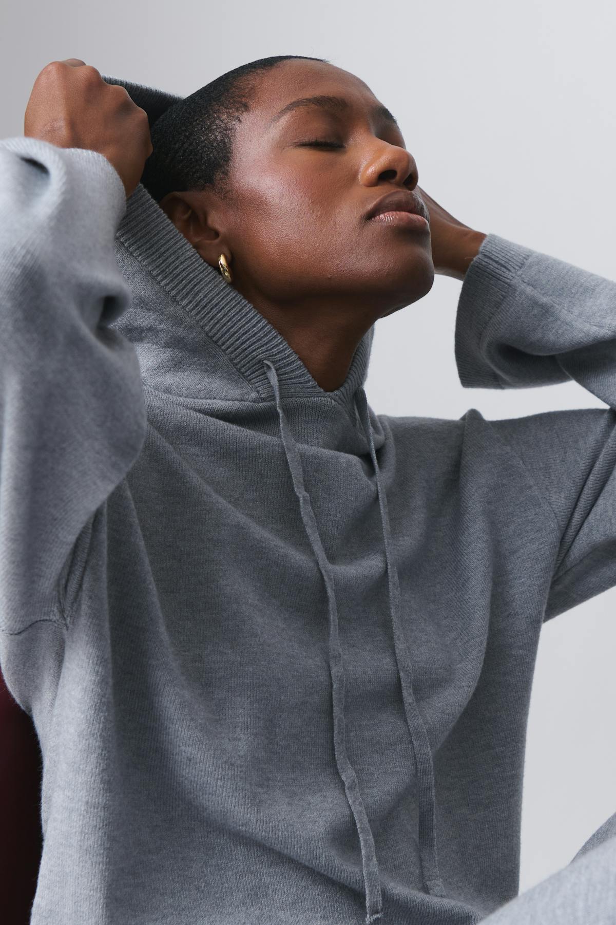 Knitted hoodie - Grey melange