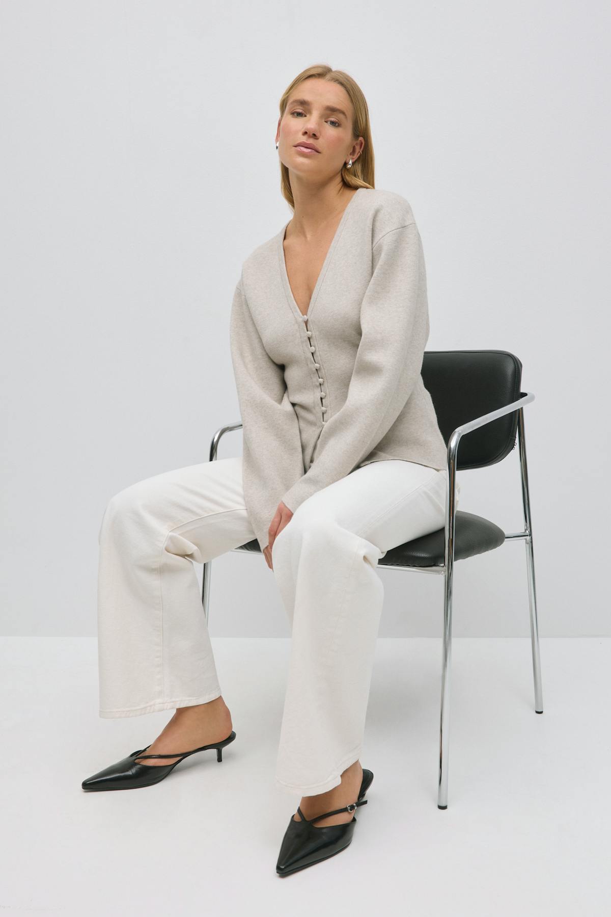Shaped knitted cardigan - Noir