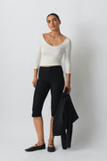 Soft touch scoop neck top - Tofu