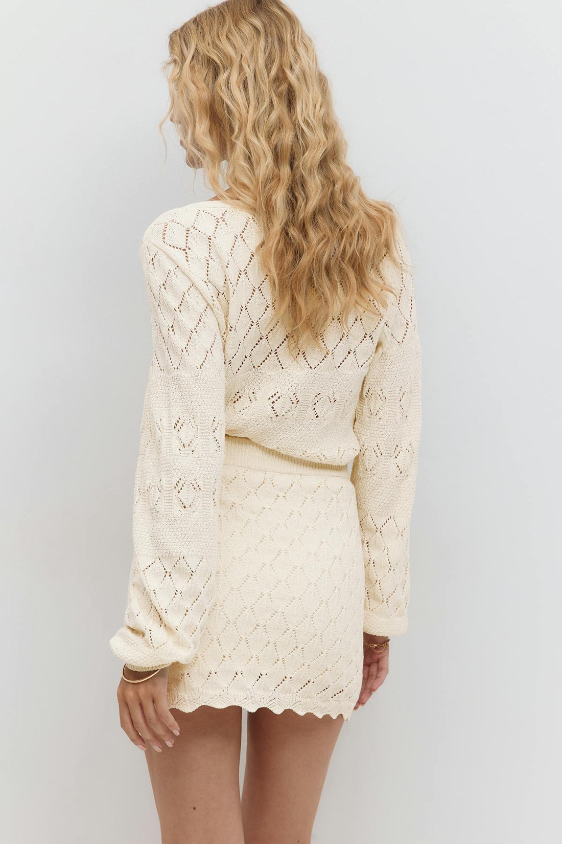 Knitted crochet mini skirt - Crème