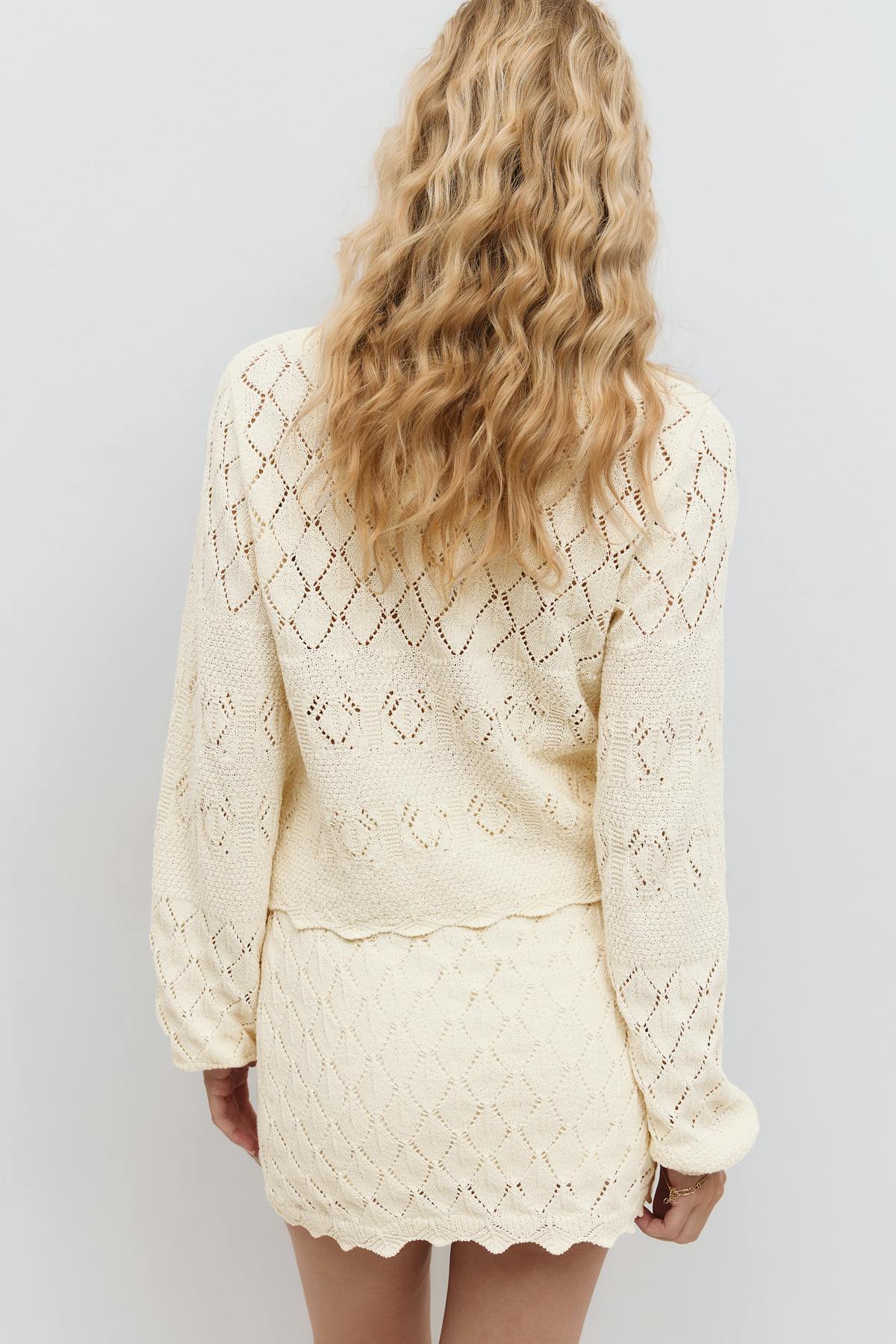 Knitted crochet cardigan - High risk red