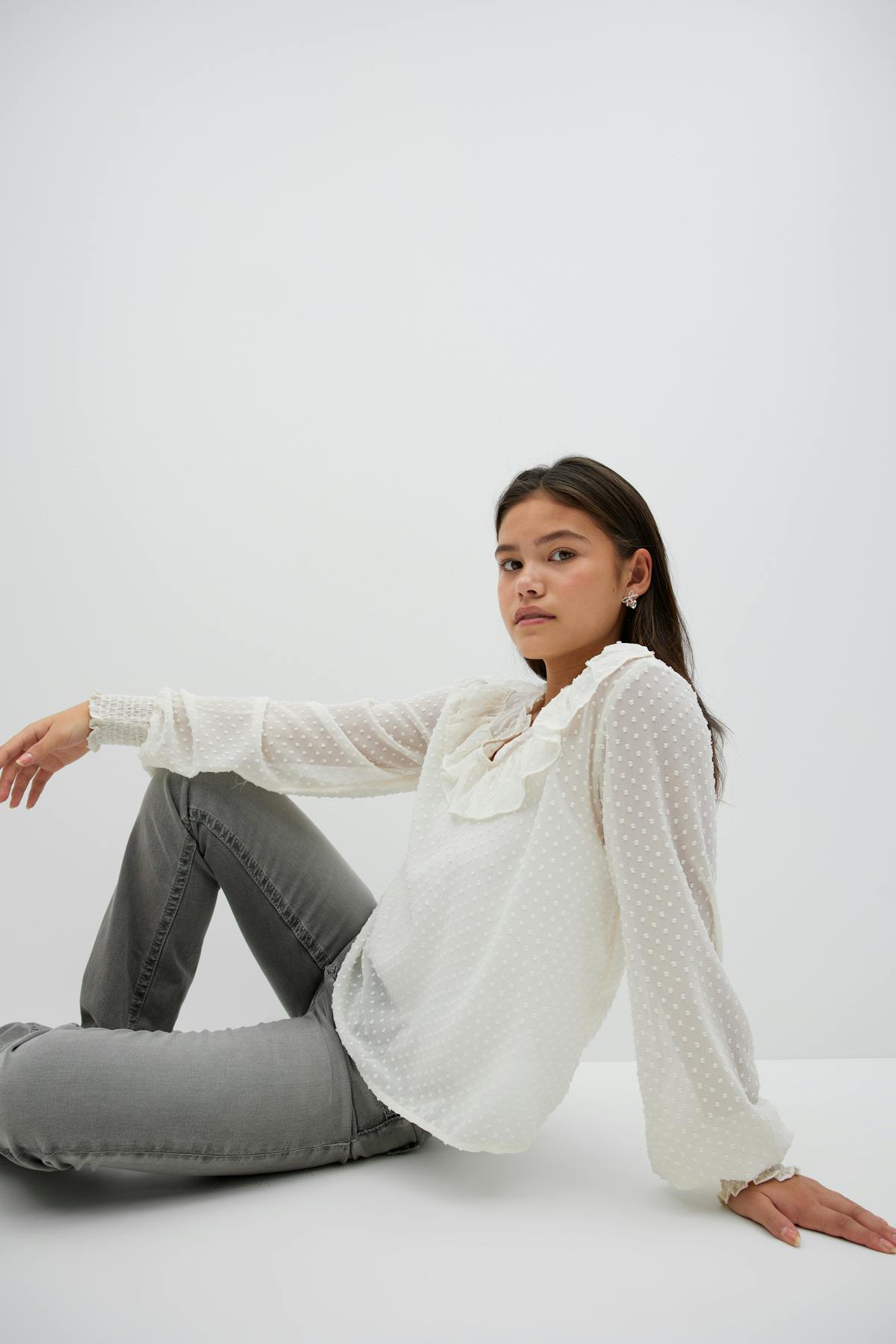 Y flounce blouse - Creme
