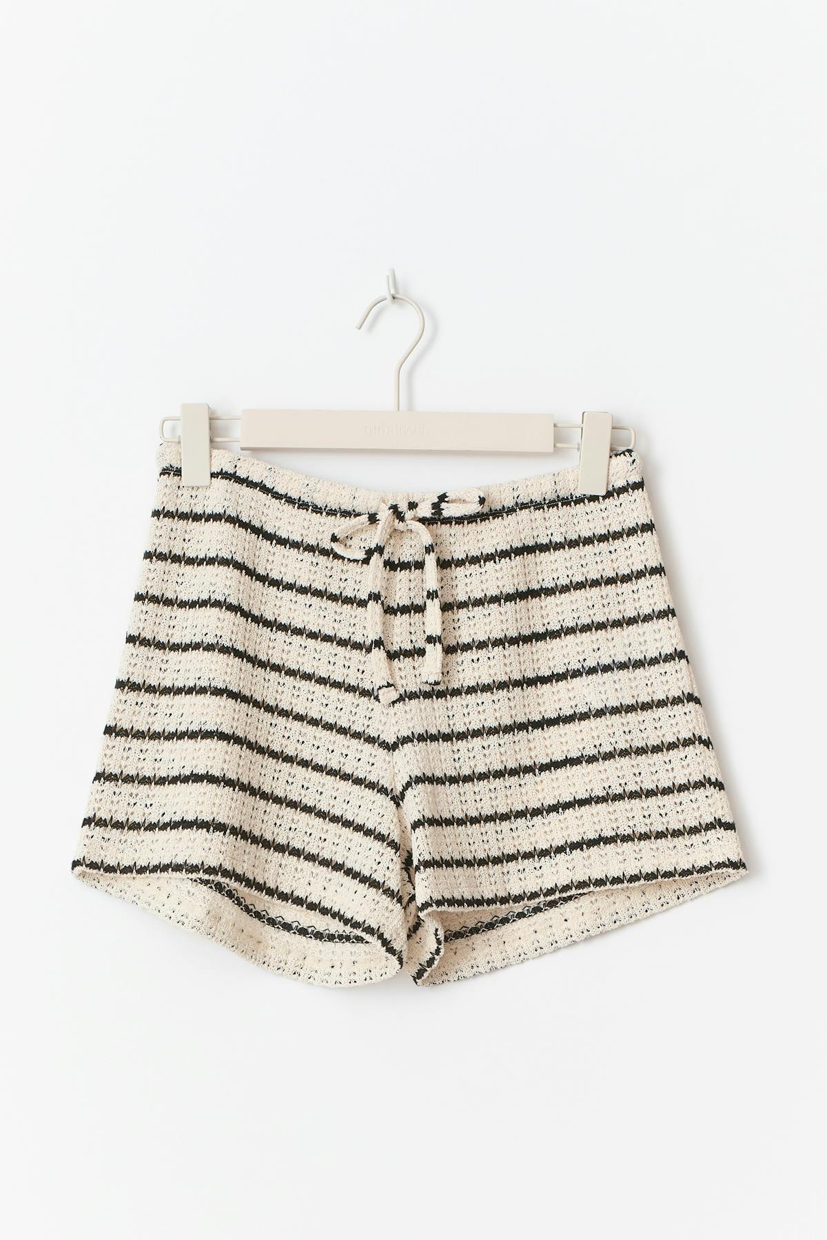 Crochet shorts - Stripe