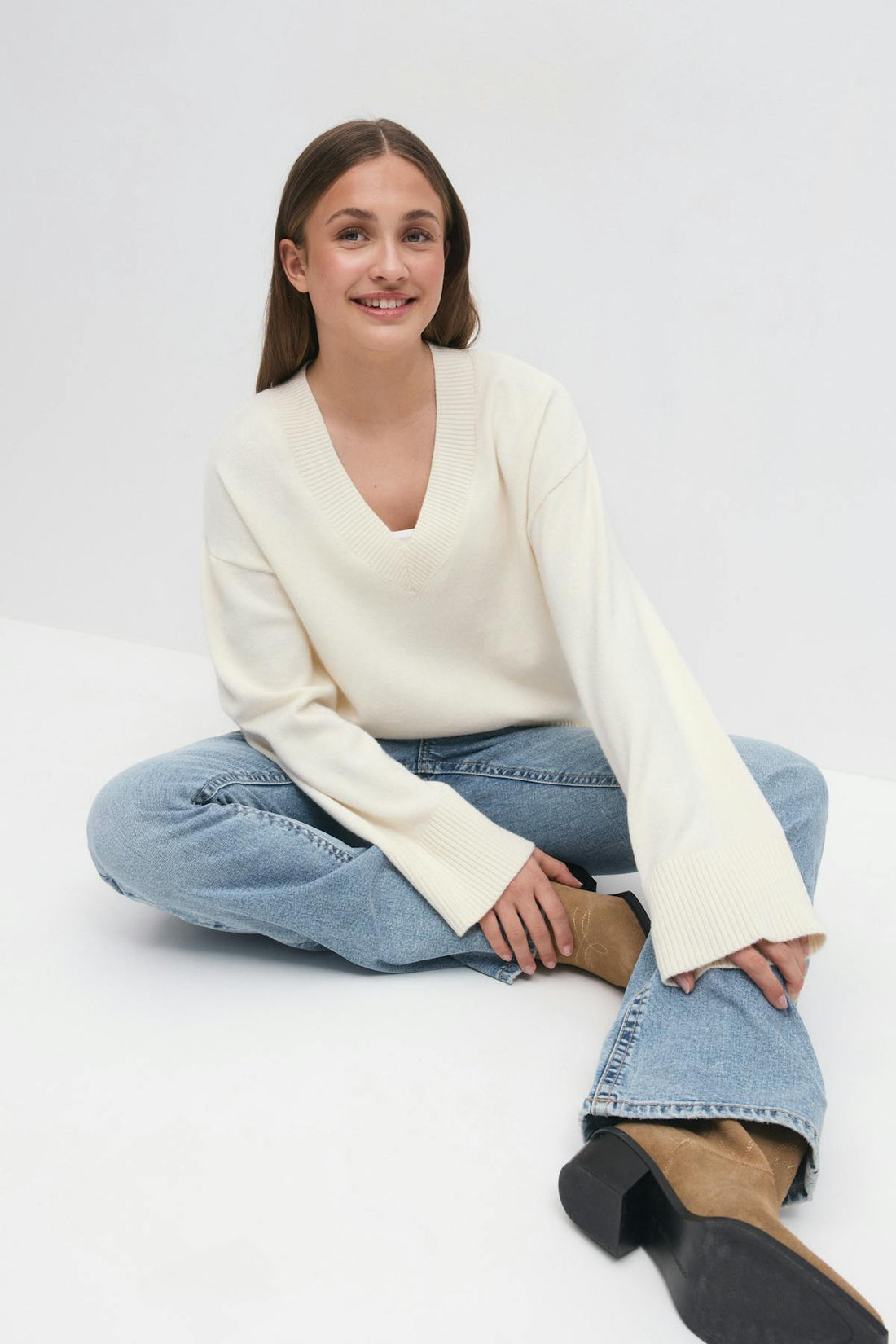 Y knit v-neck sweater - Gardenia