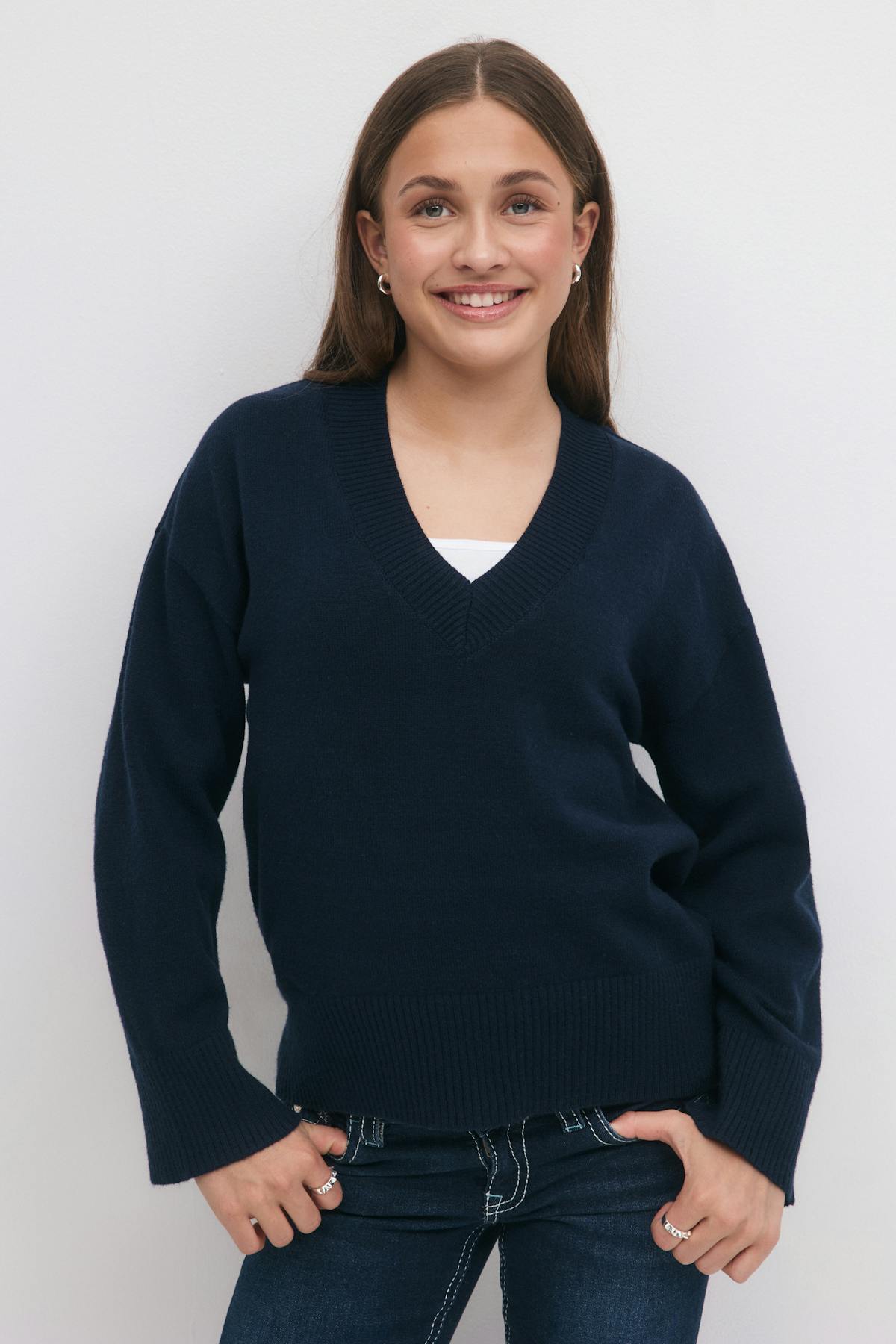 Y knit v-neck sweater - Navy blazer