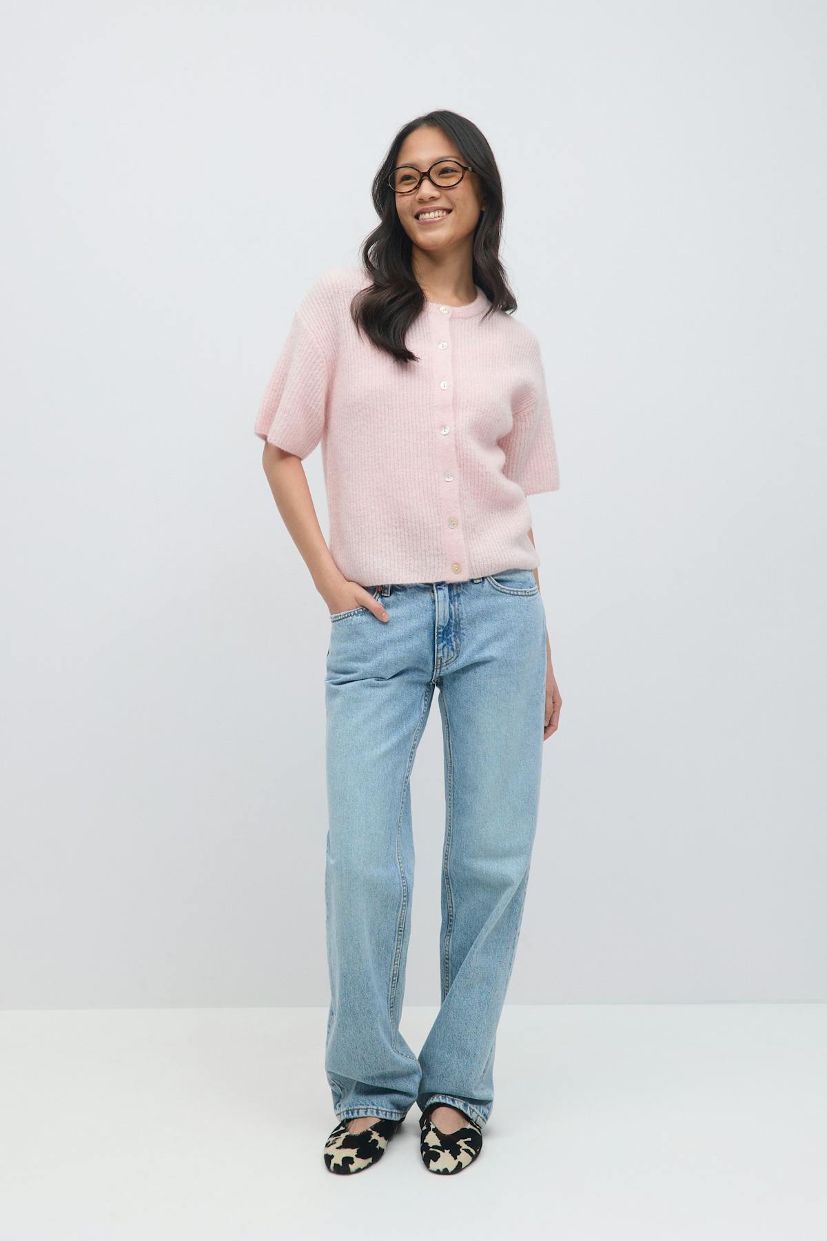 Short sleeve knitted cardigan - Anise flower