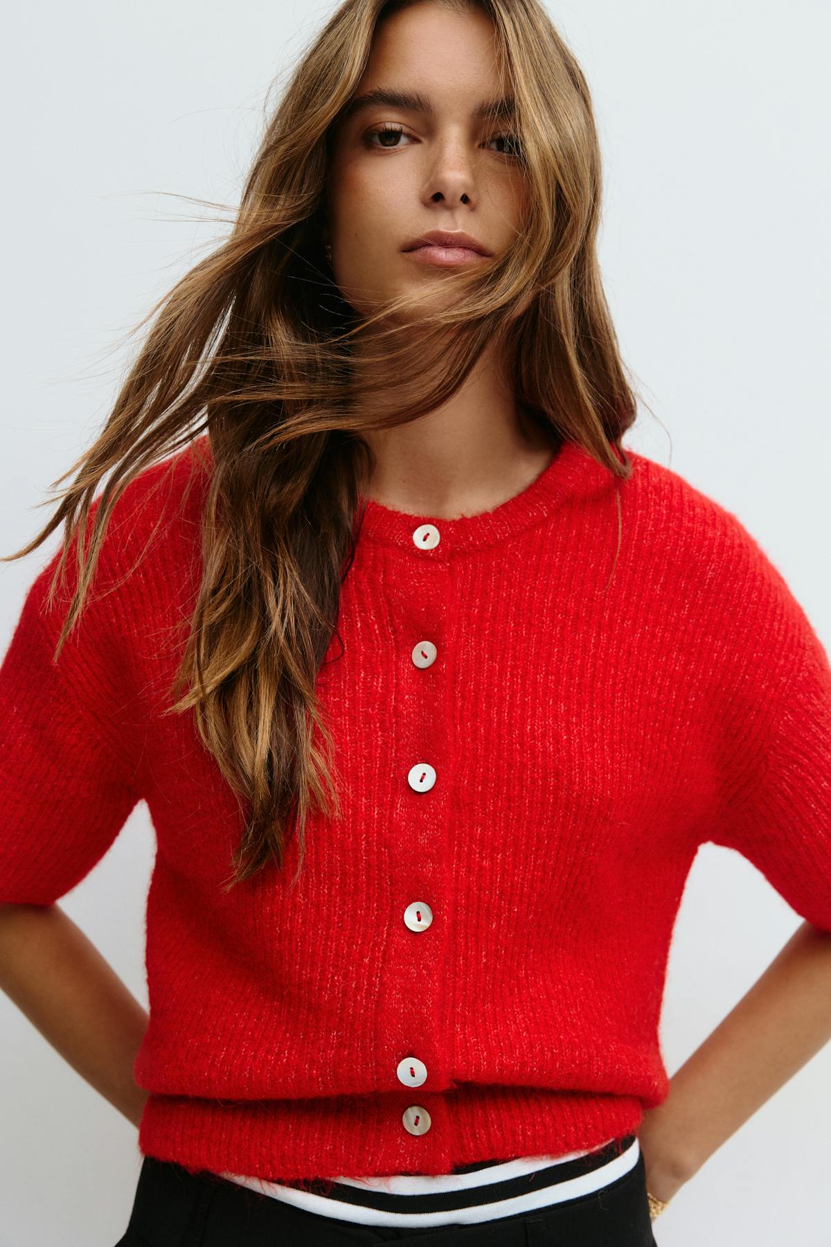 Short sleeve knitted cardigan - High risk red