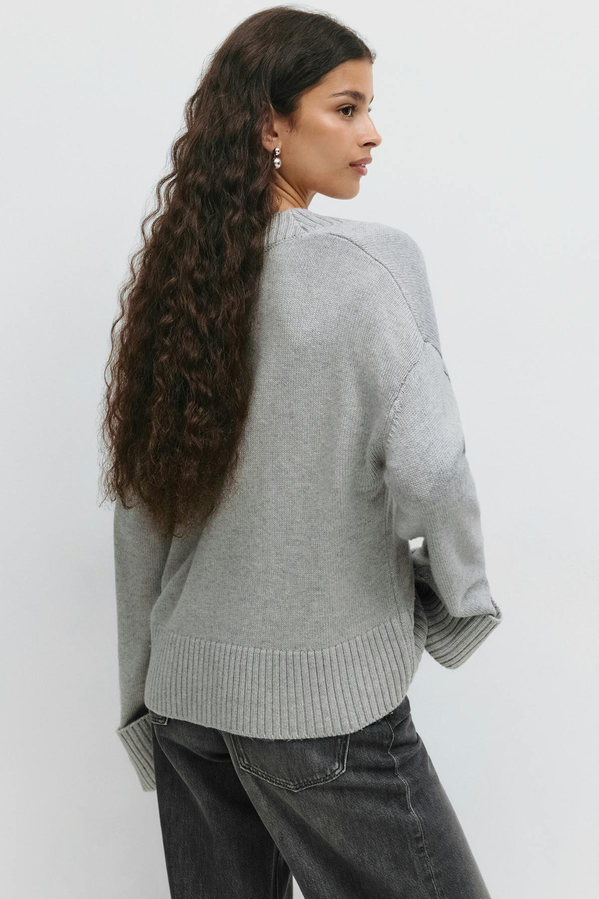 V-neck knitted sweater - Lt greymelange