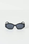 Angular cateye sunglasses