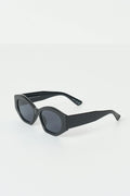 Angular cateye sunglasses