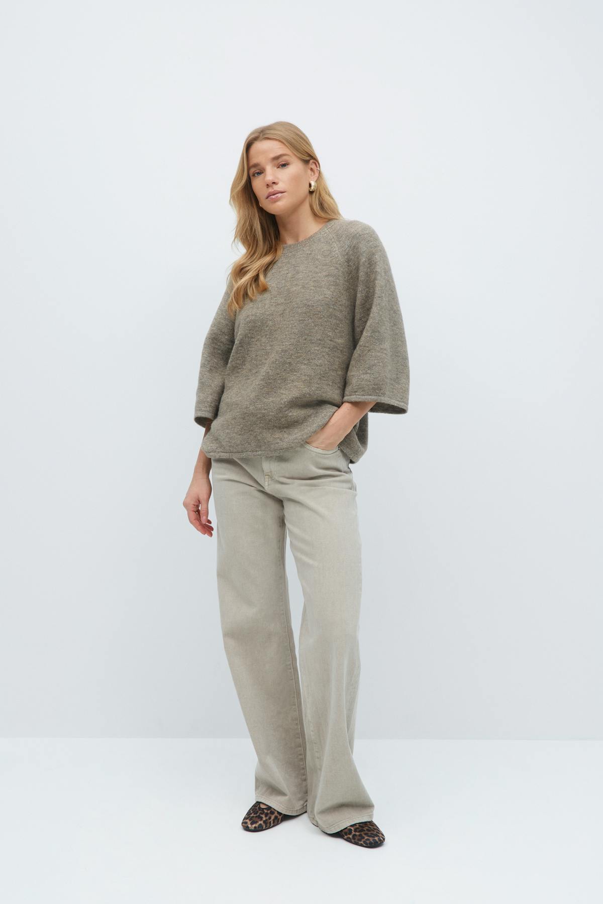 Oversized knitted tee - Soft beige